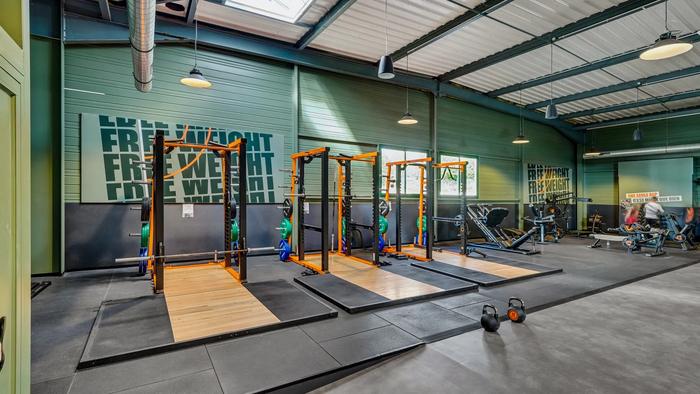 Basic-Fit Naves Zac de la Geneste