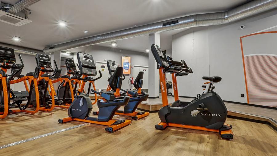 Basic-Fit Ch&acirc;tenay-Malabry Cours du Commerce